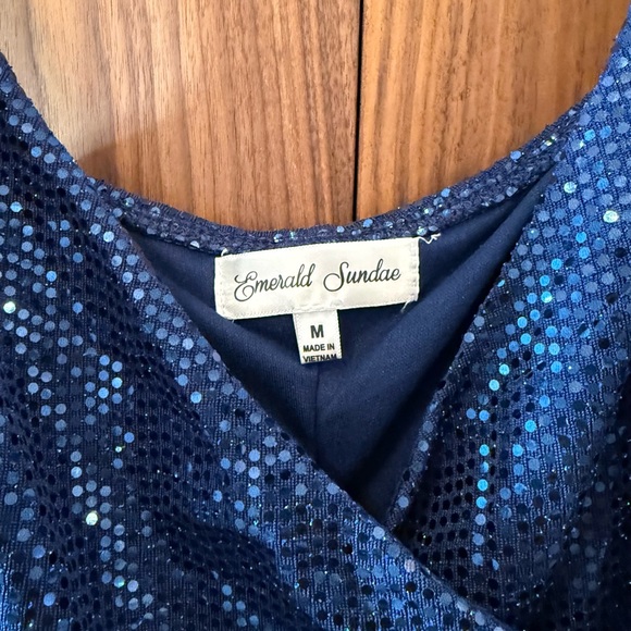 NWT Emerald Sundae Navy Sequin V-Neck Sheath Juniors Prom Dress High Slit - Sz M - Picture 3 of 9